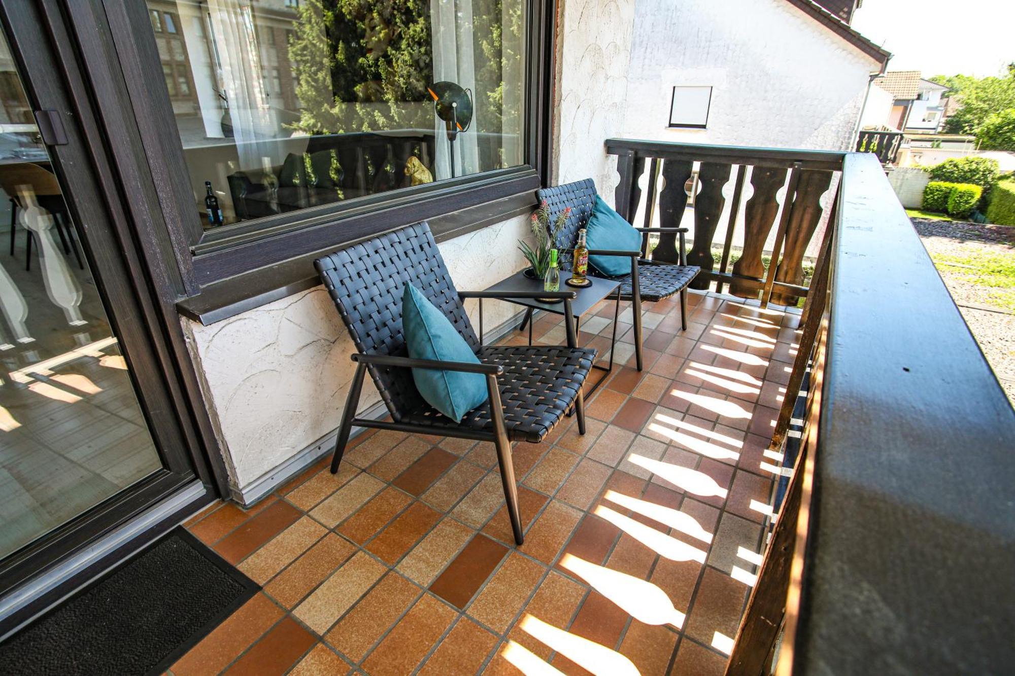 Ferienwohnung Zentral - Gemuetlich - Kueche - Balkon - Garage Bad Lippspringe Exterior foto